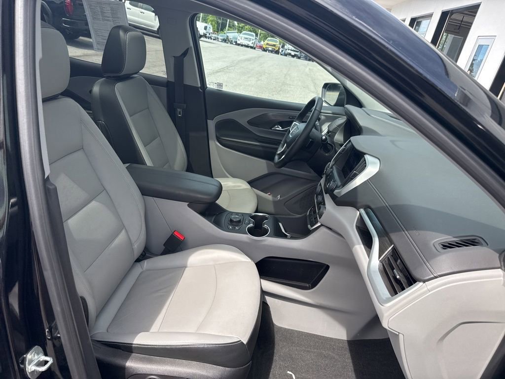 2024 Gmc Terrain SLT photo 9
