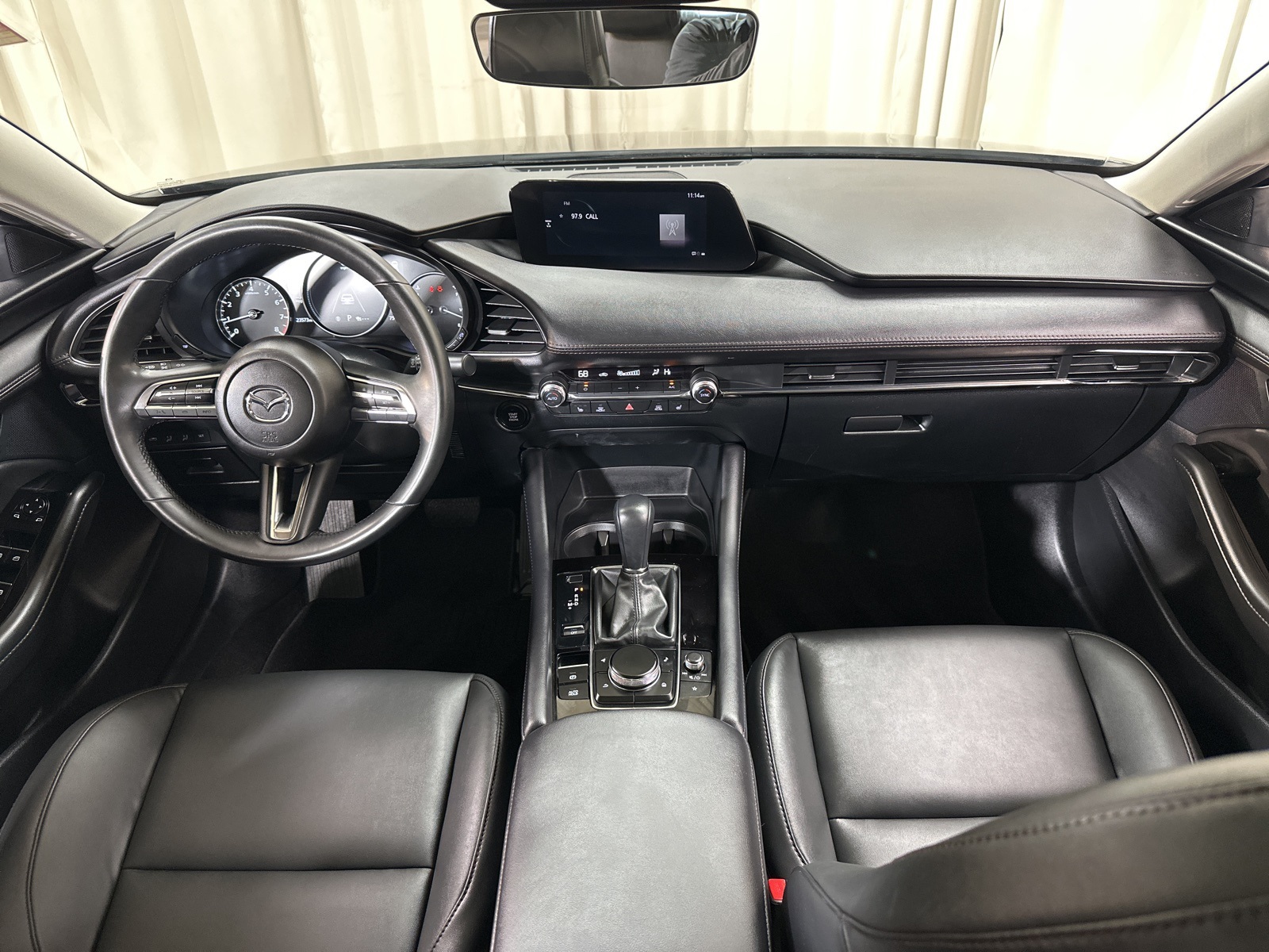 2023 Mazda Mazda3 2.5 s Preferred photo 3