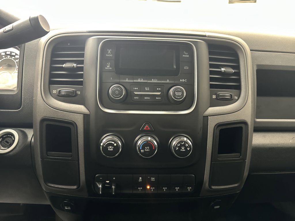 2018 Ram 3500 Tradesman SLT photo 12