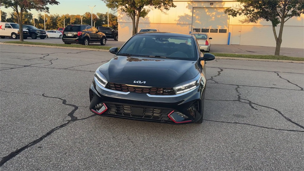 2024 Kia Forte GT photo 3