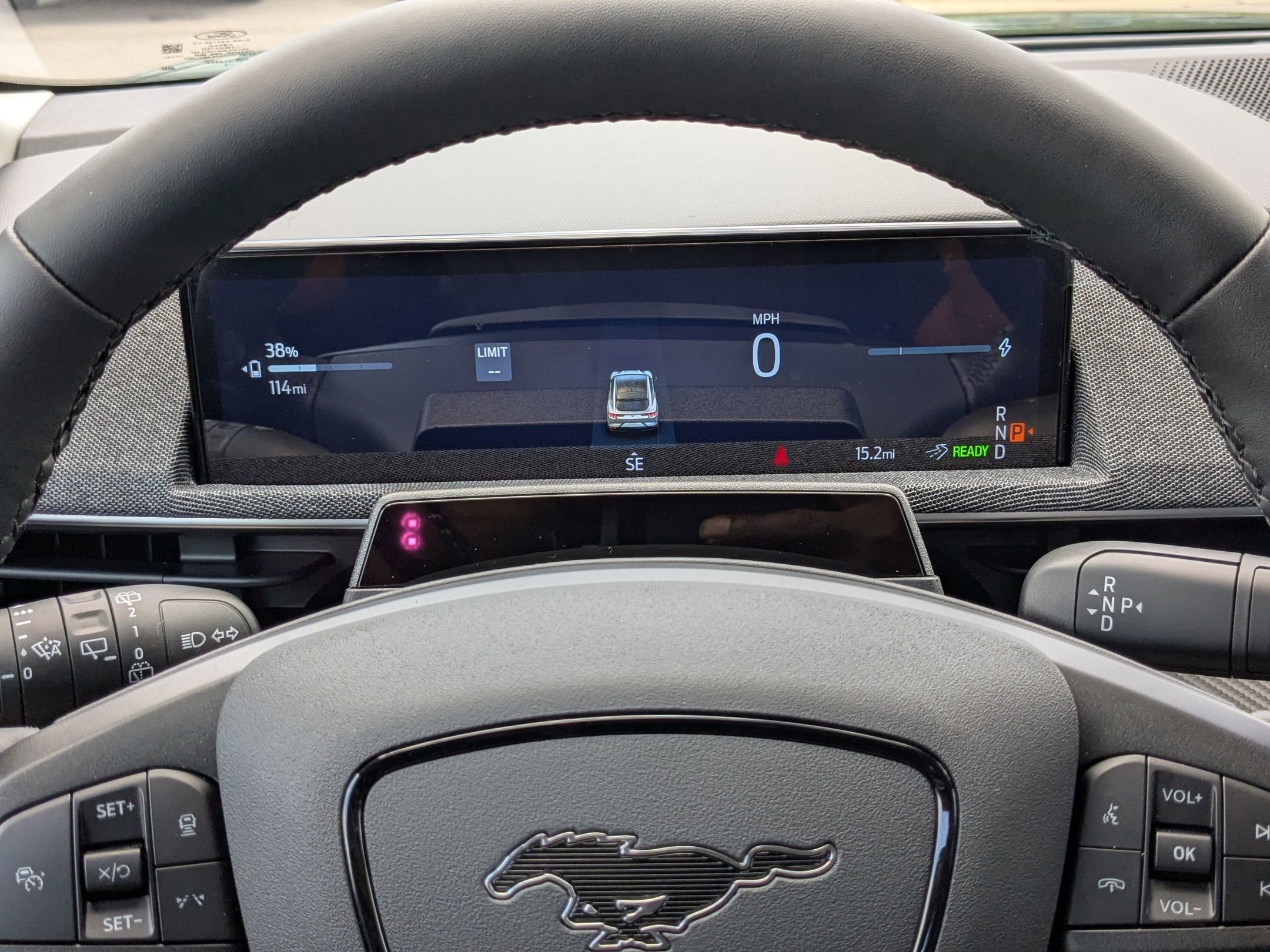 2025 Ford Mustang Mach-E Premium photo 17