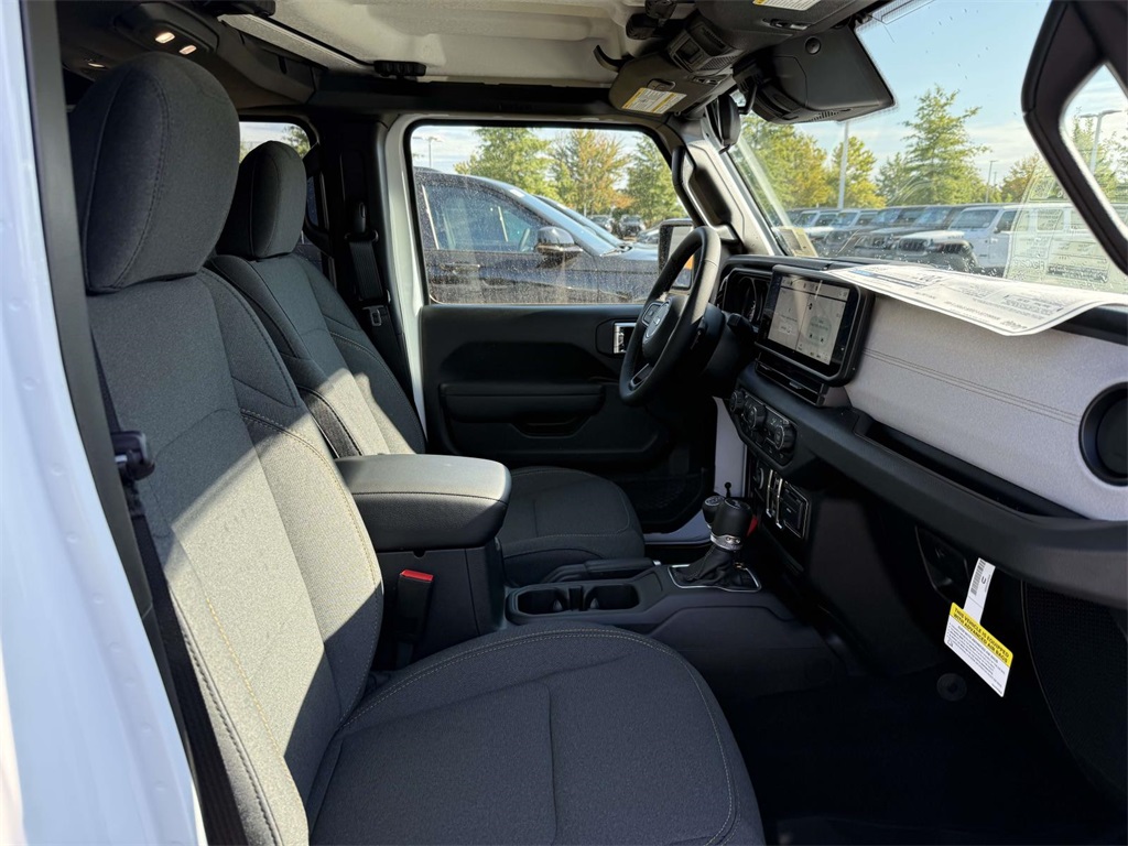 2025 Jeep Wrangler Sport S photo 15