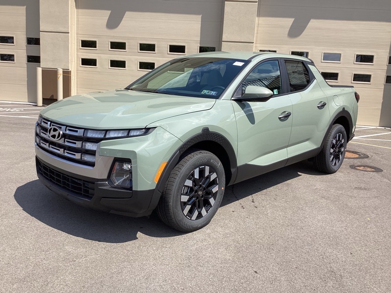 2025 Hyundai Santa Cruz SE photo 3