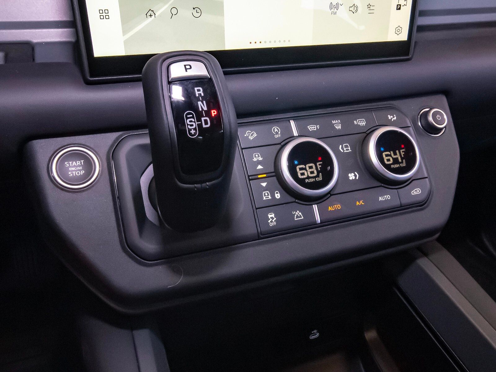 2025 Land Rover Defender 110 X-Dynamic SE photo 22