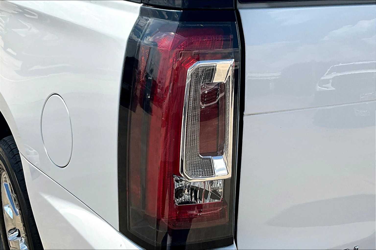 2017 Gmc Yukon Denali photo 27