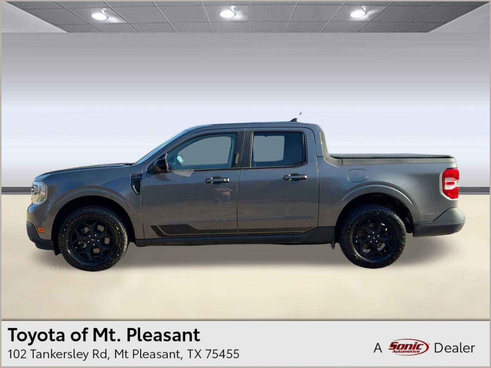 2022 Ford Maverick Lariat's photo