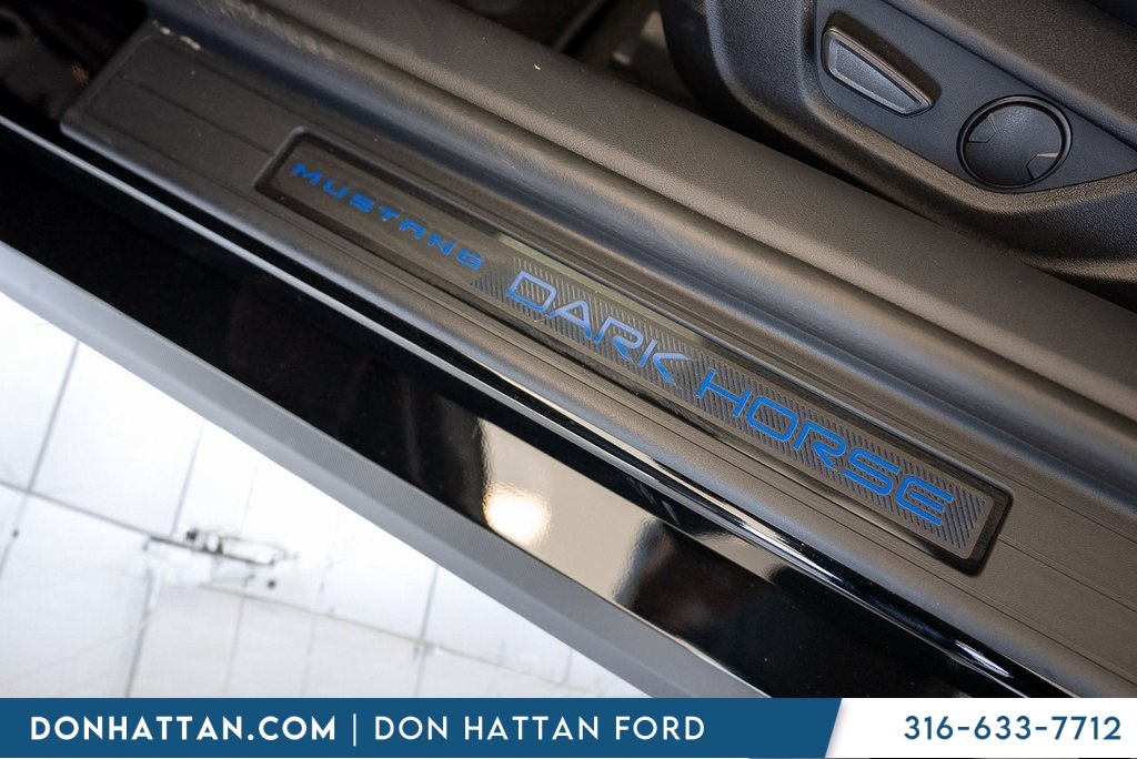 2025 Ford Mustang Dark Horse photo 7