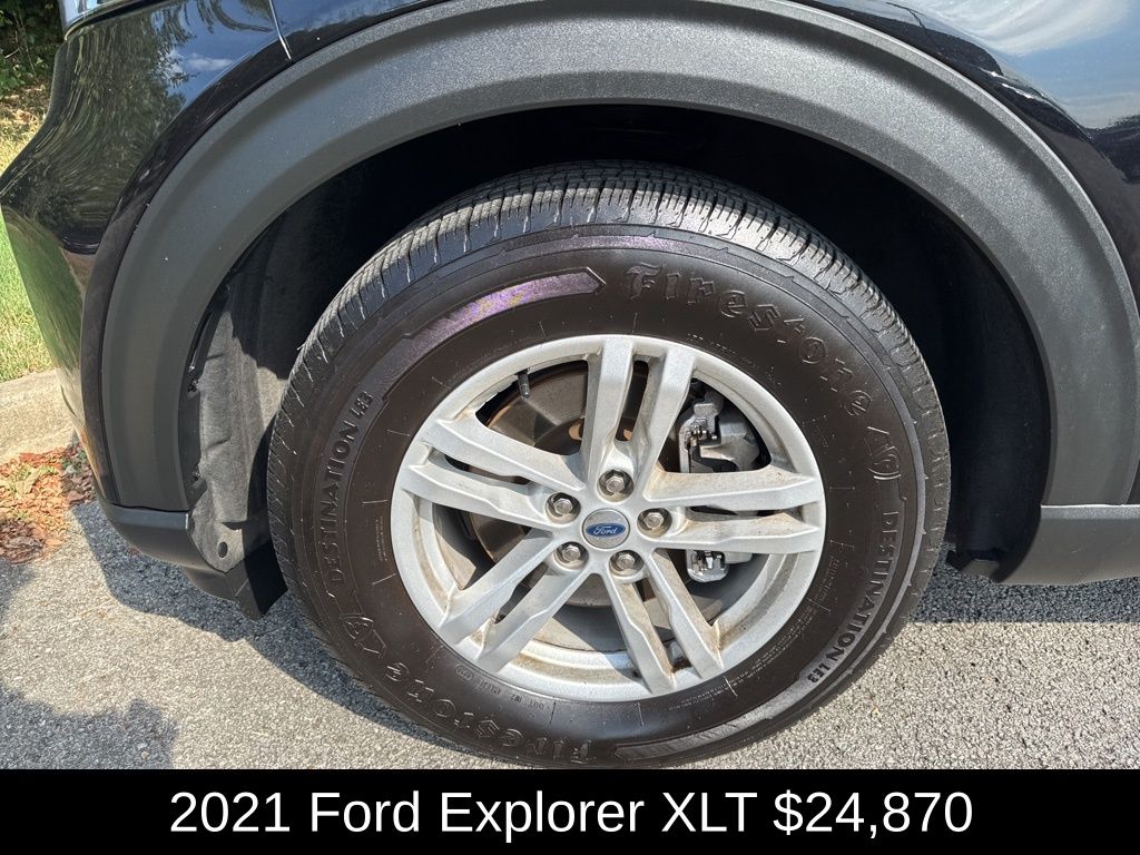 2021 Ford Explorer XLT photo 7