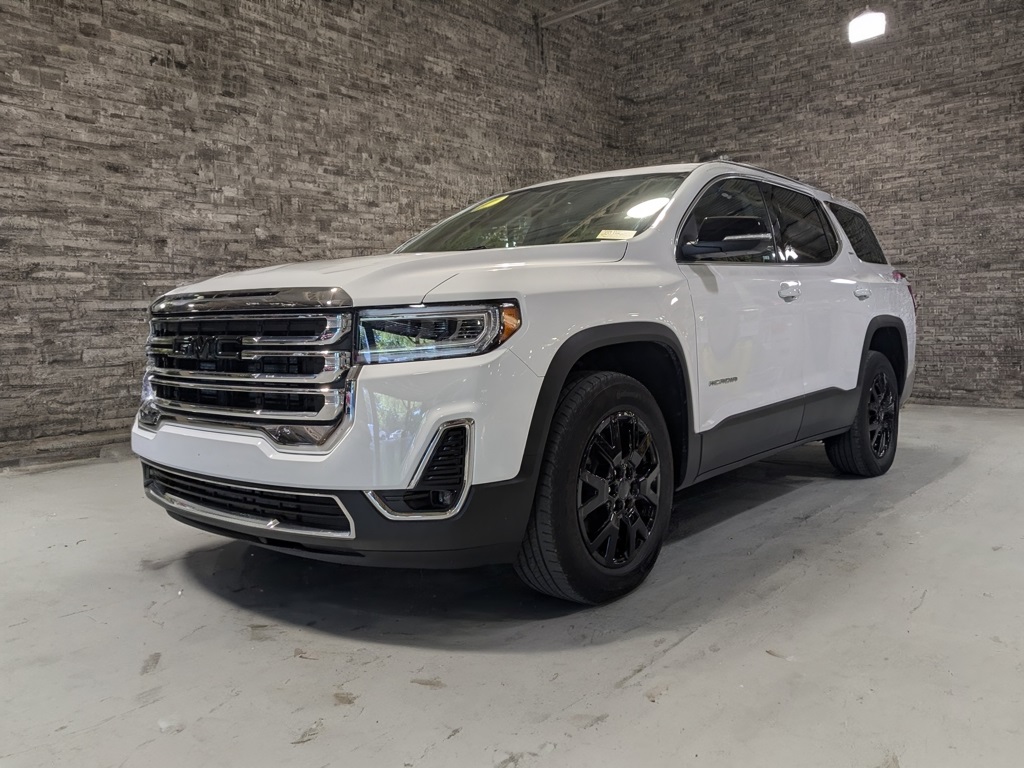 2023 GMC Acadia SLT's photo