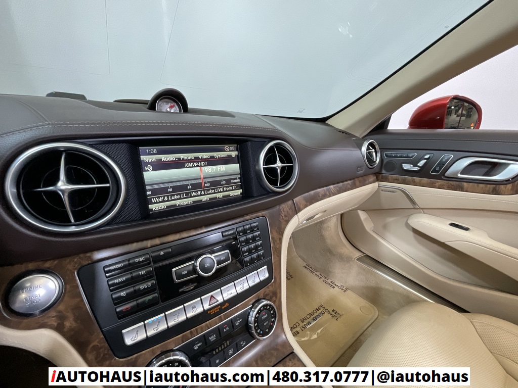 2016 Mercedes Benz SL 400 photo 22