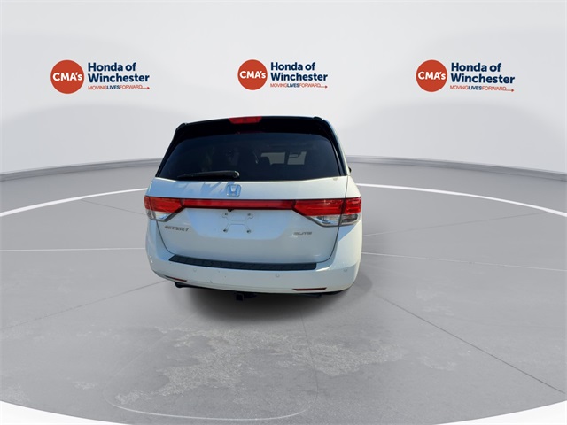 2015 Honda Odyssey Touring photo 9