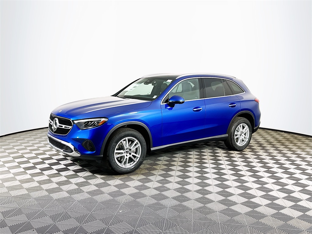 2026 Mercedes Benz GLC 300 4MATIC photo 2
