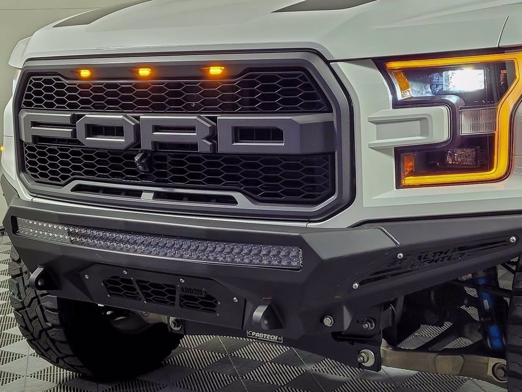 2018 Ford F-150 Raptor photo 4