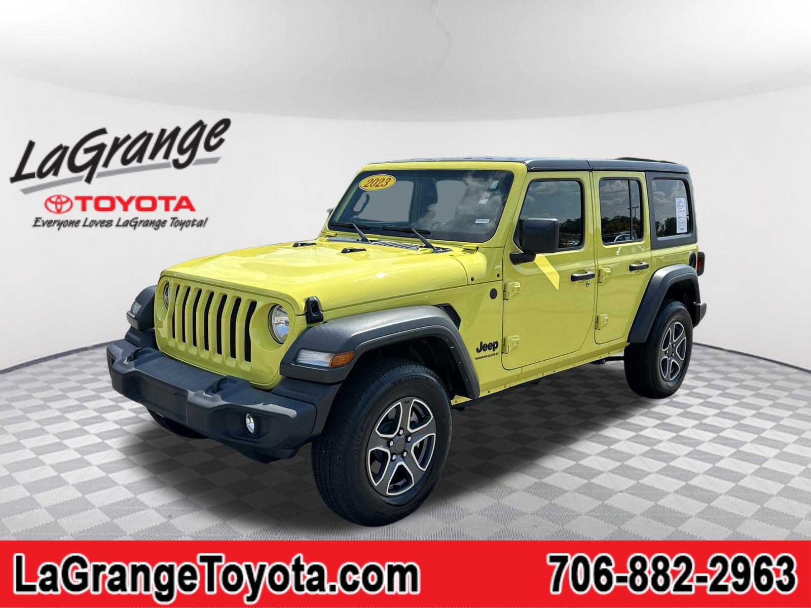 2023 Jeep Wrangler 4-Door Sport S's photo