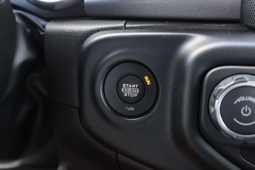 2022 Jeep Gladiator Mojave photo 14
