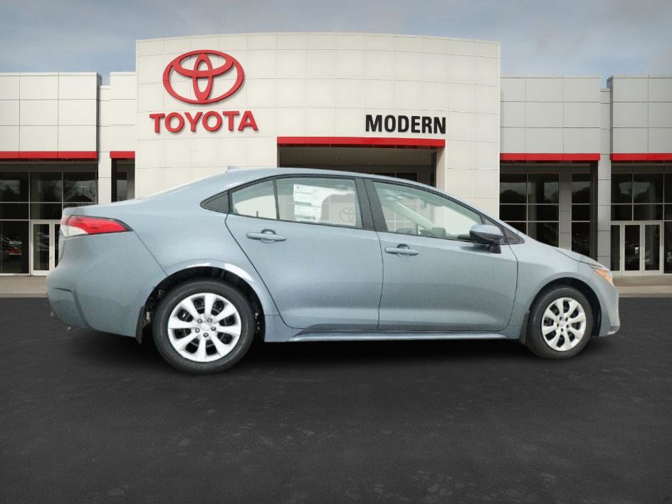 2026 Toyota Corolla LE photo 23