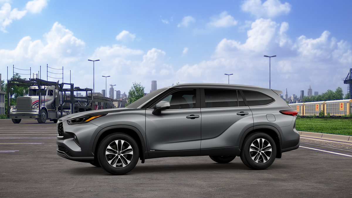 2025 Toyota Highlander Hybrid XLE photo 3