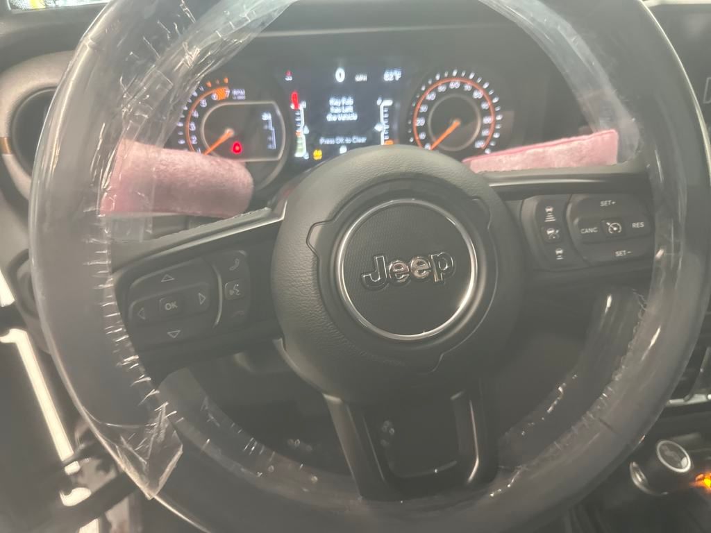 2025 Jeep Wrangler Sport S photo 3