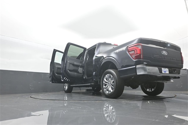 2025 Ford F-150 Lariat photo 45