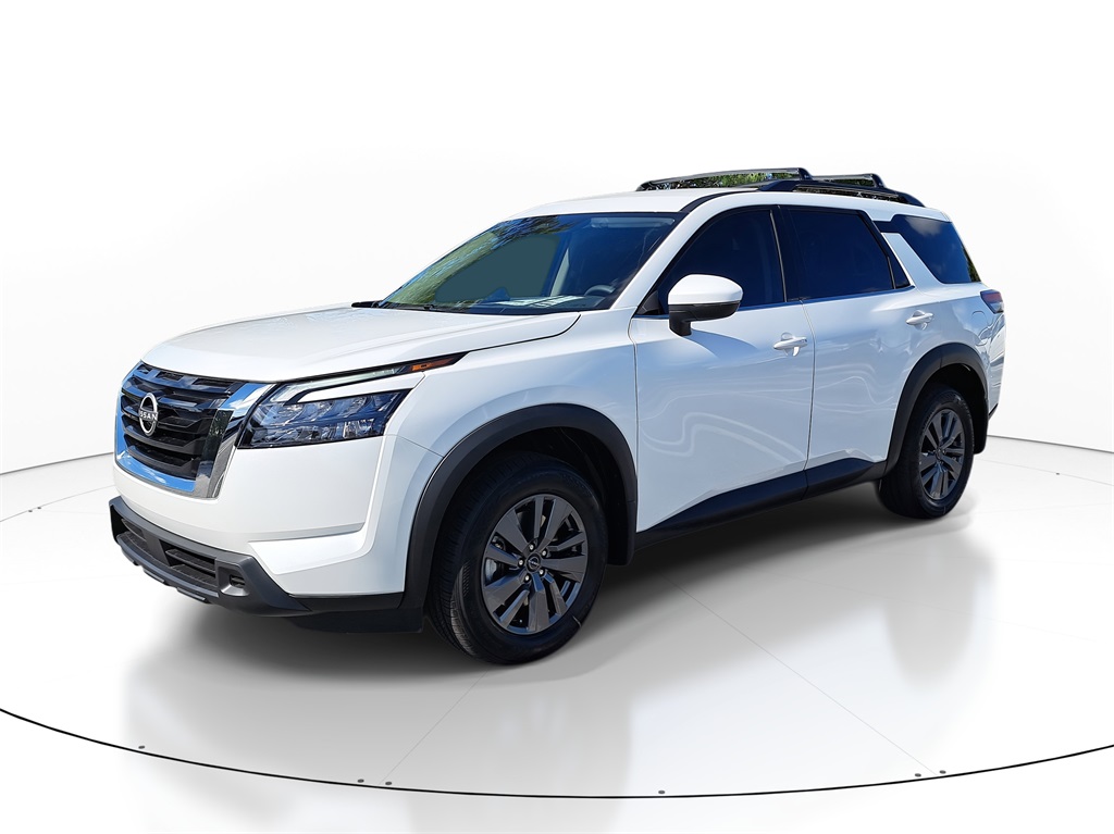 2025 Nissan Pathfinder SV photo 4