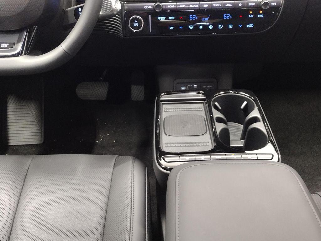 2025 Hyundai Ioniq 5 photo 36