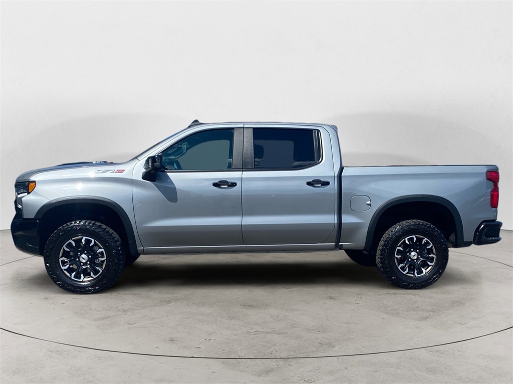 2023 Chevrolet Silverado 1500 ZR2 photo 2