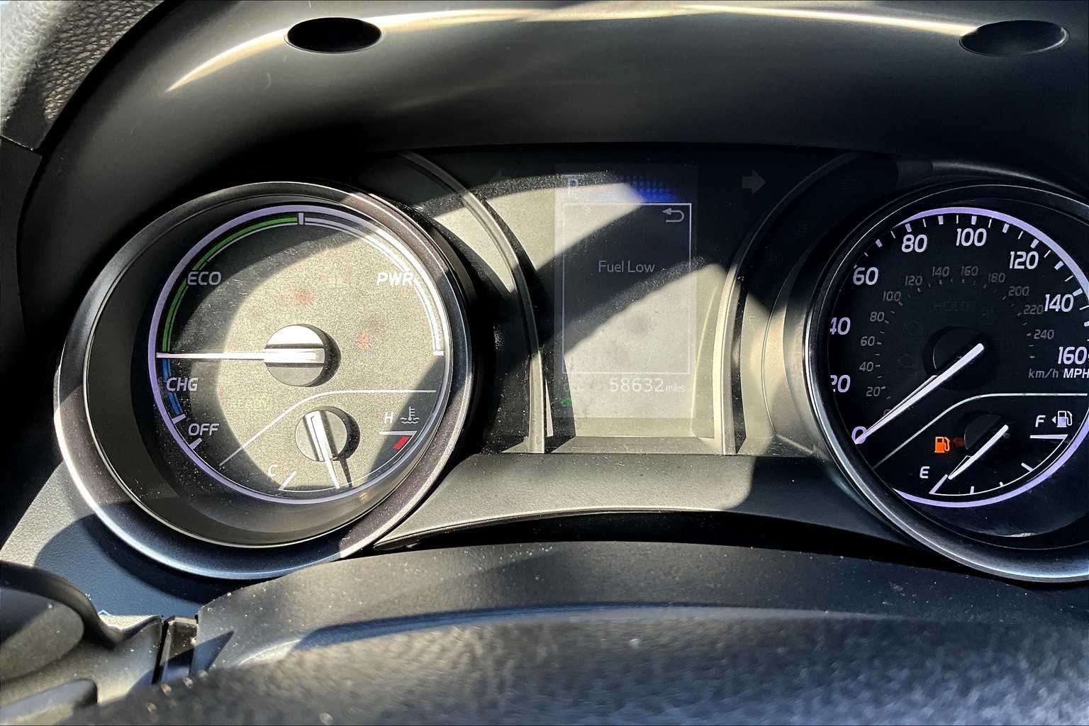 2023 Toyota Camry Hybrid SE photo 23