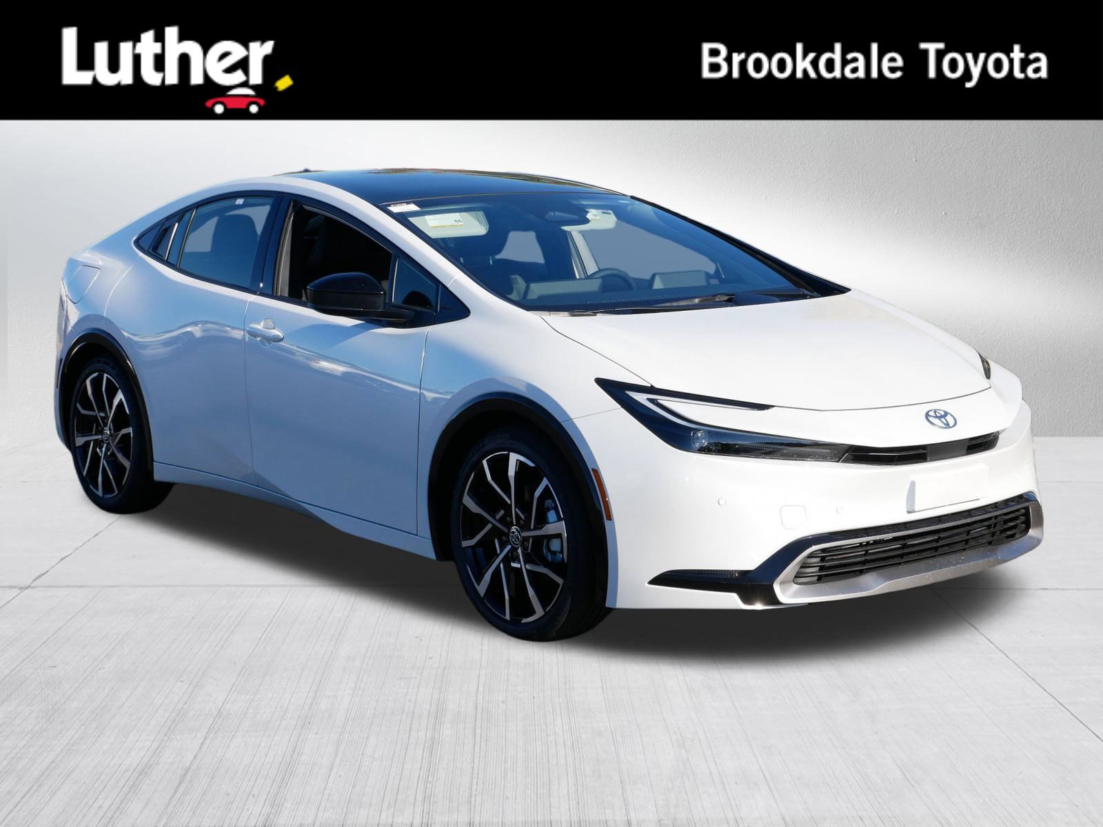 2026 Toyota Prius XSE's photo