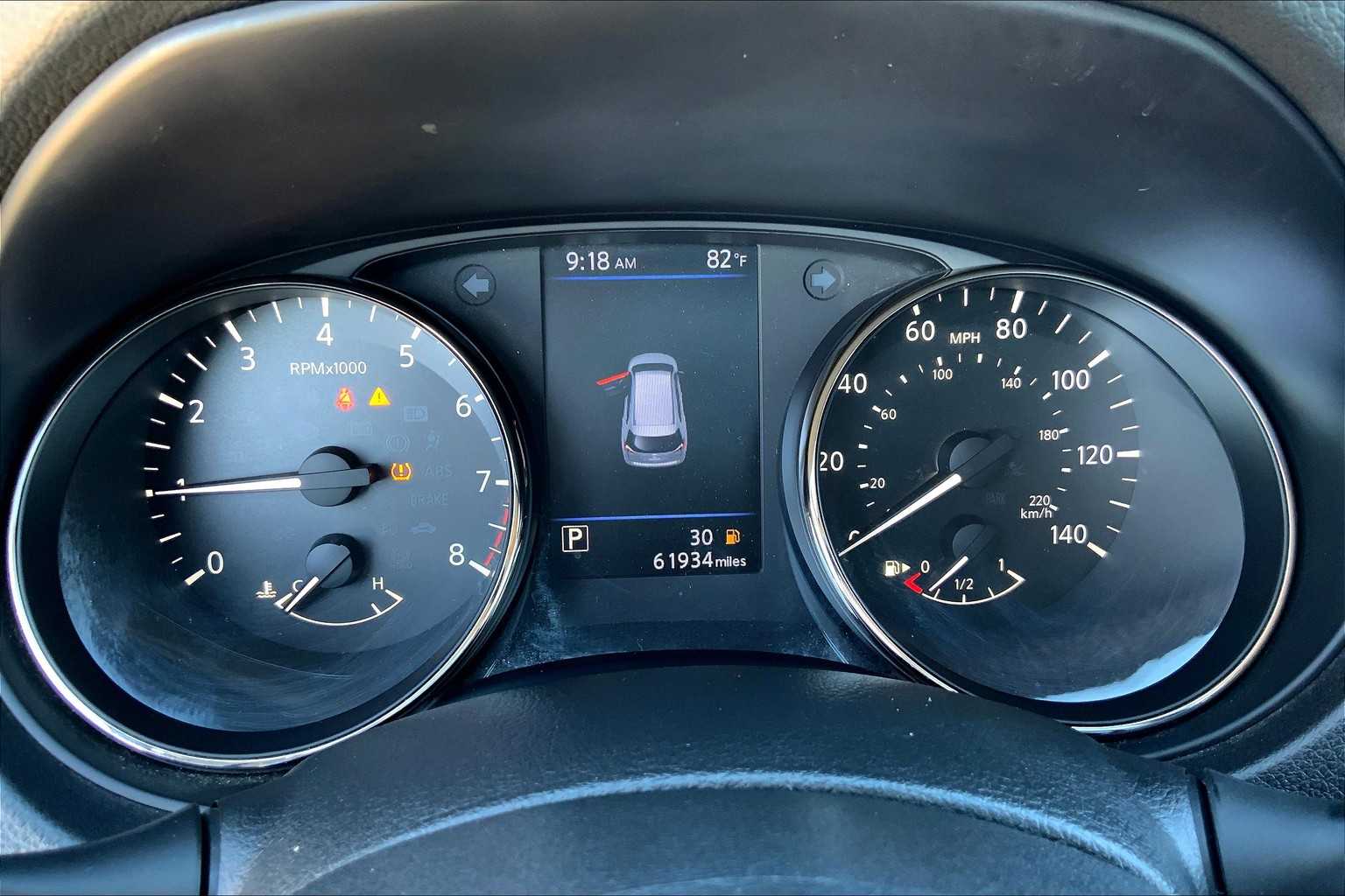 2020 Nissan Rogue SV photo 25