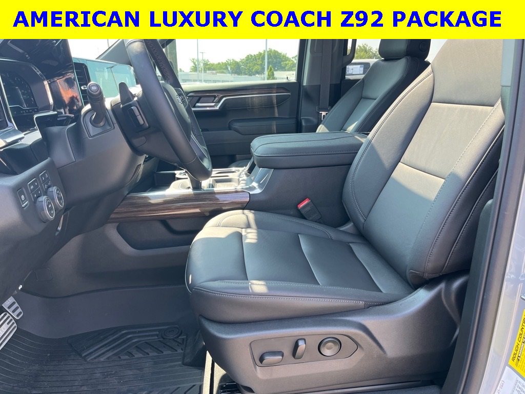 2025 Chevrolet Silverado 1500 RST photo 22