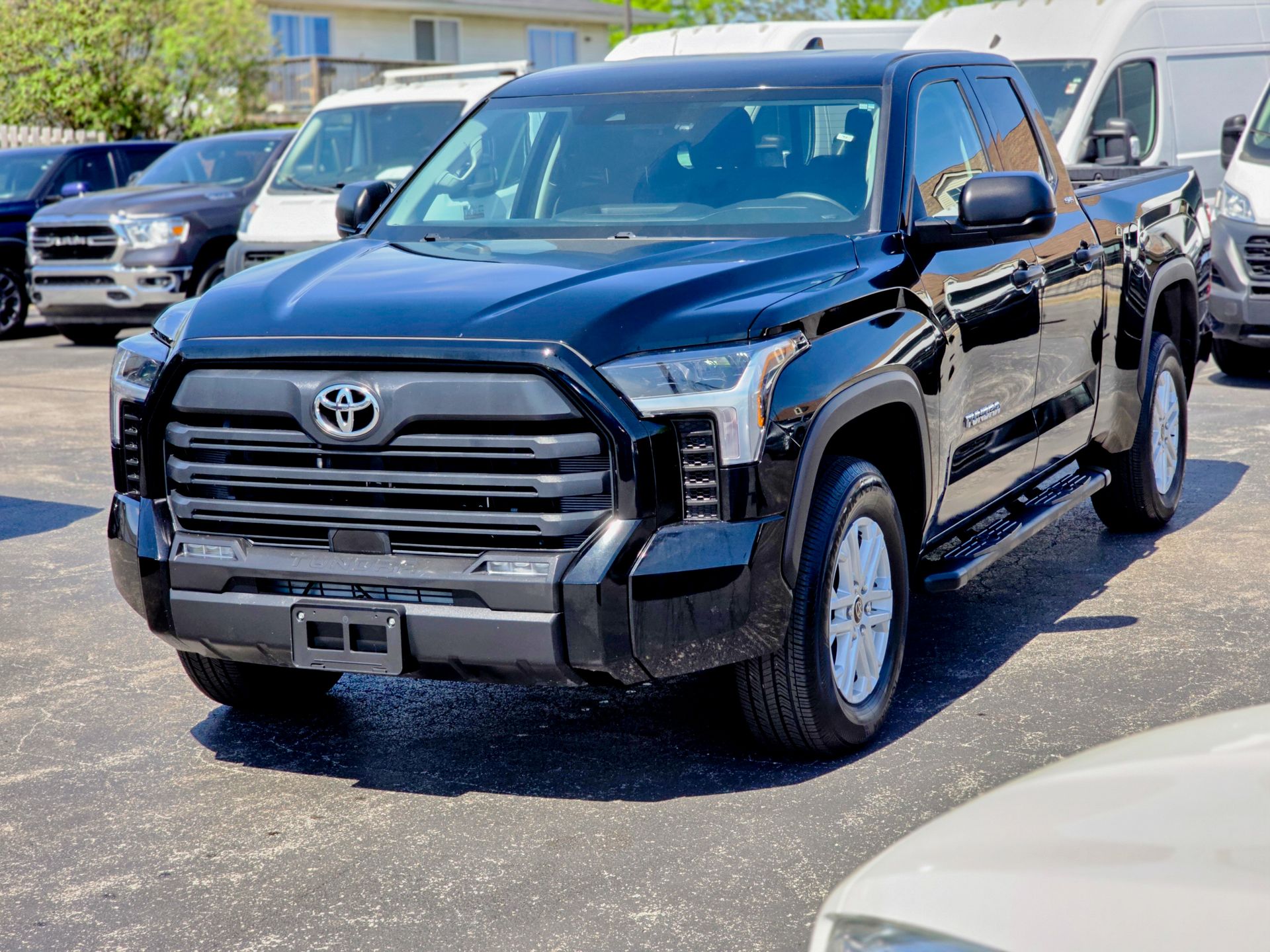 2023 Toyota Tundra SR5 photo 9