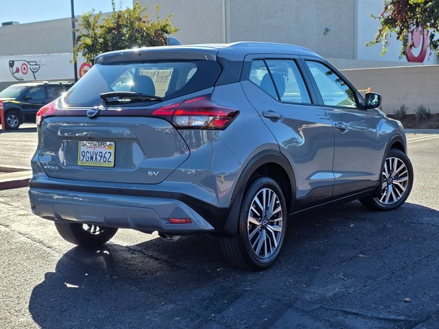 2023 Nissan Kicks SV photo 4