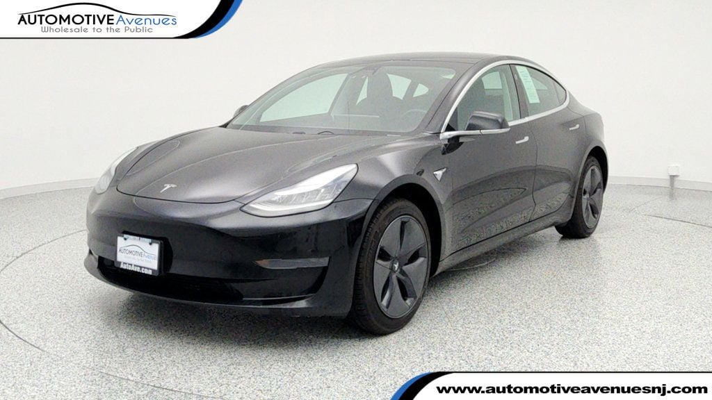 2019 Tesla Model 3 Base's photo