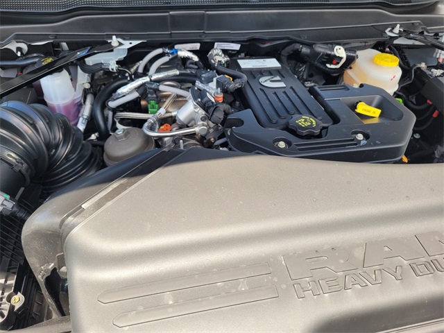 2025 Ram 3500 Big Horn photo 13