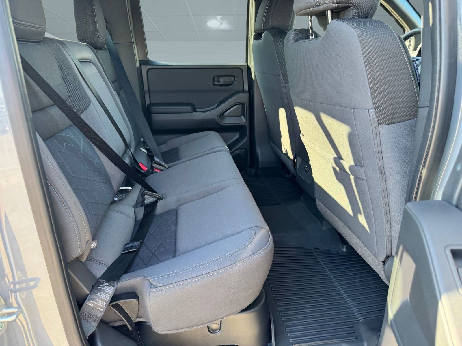 2026 Nissan Frontier SV photo 21