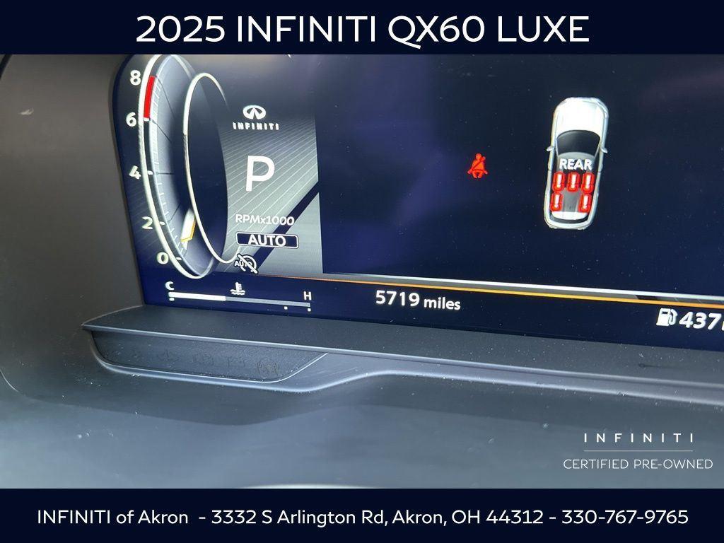 2025 Infiniti QX60 Luxe photo 2
