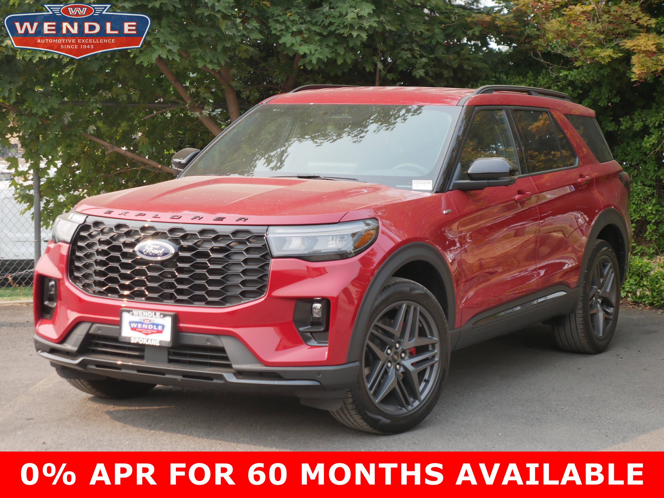 2025 Ford Explorer ST-LINE's photo