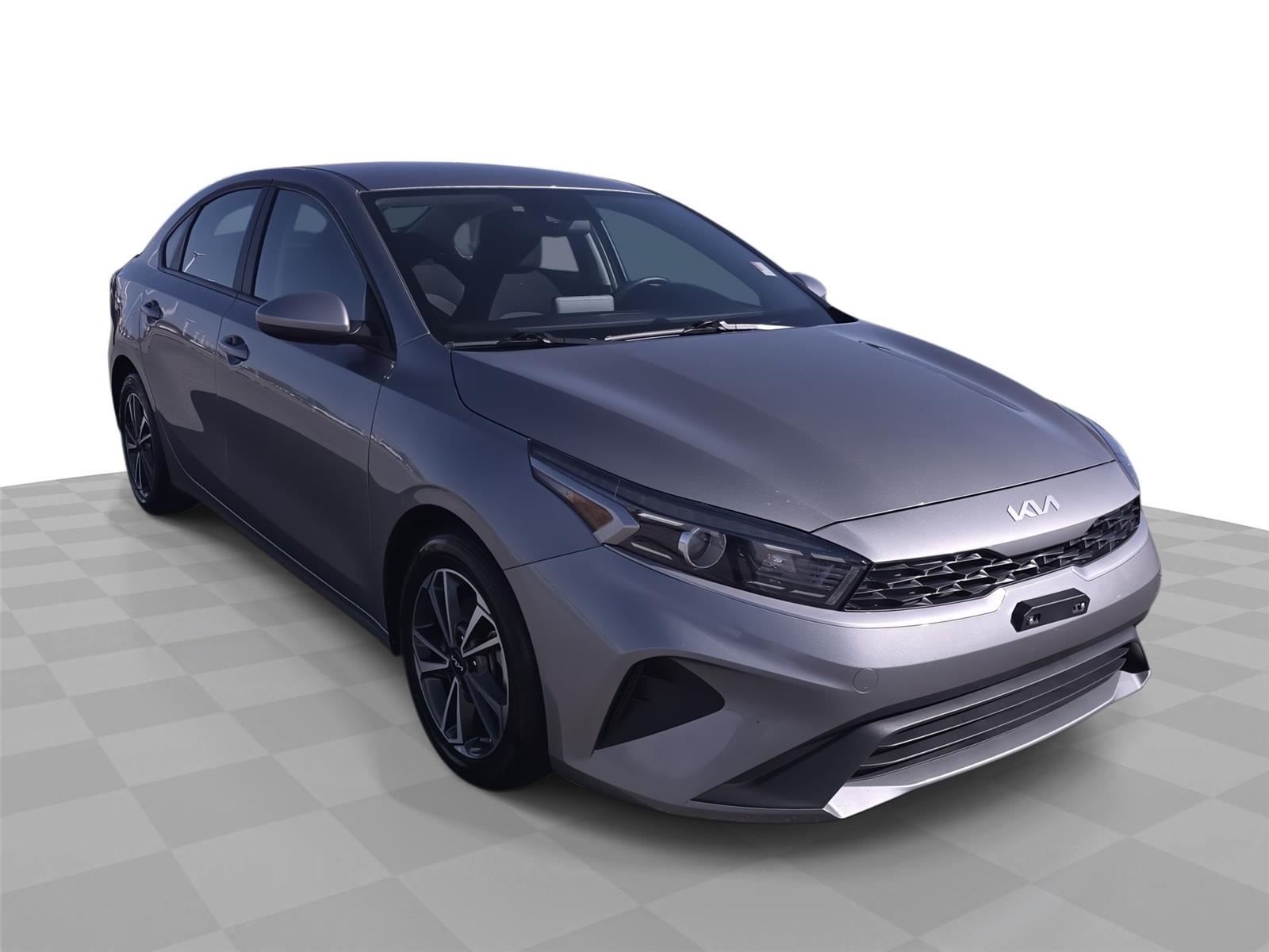 2024 Kia Forte LXS's photo