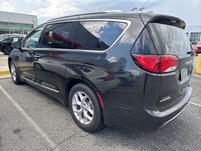 2018 Chrysler Pacifica Touring Plus photo 6