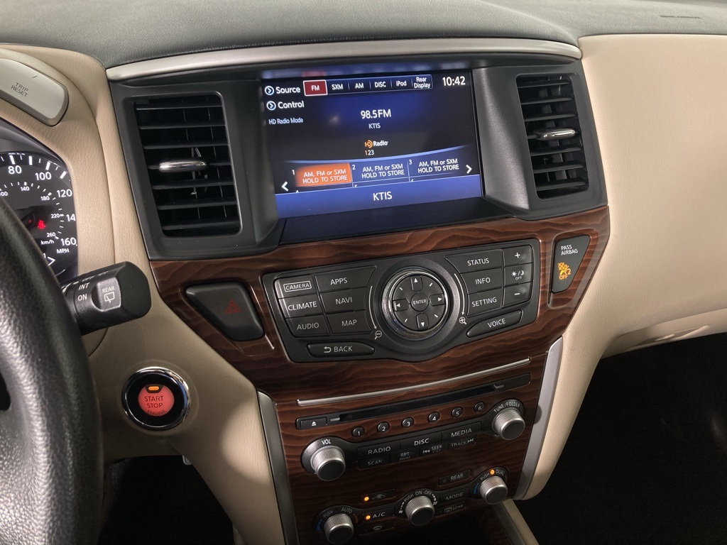 Used 2017 Nissan Pathfinder Platinum with VIN 5N1DR2MM1HC608714 for sale in Elk River, Minnesota