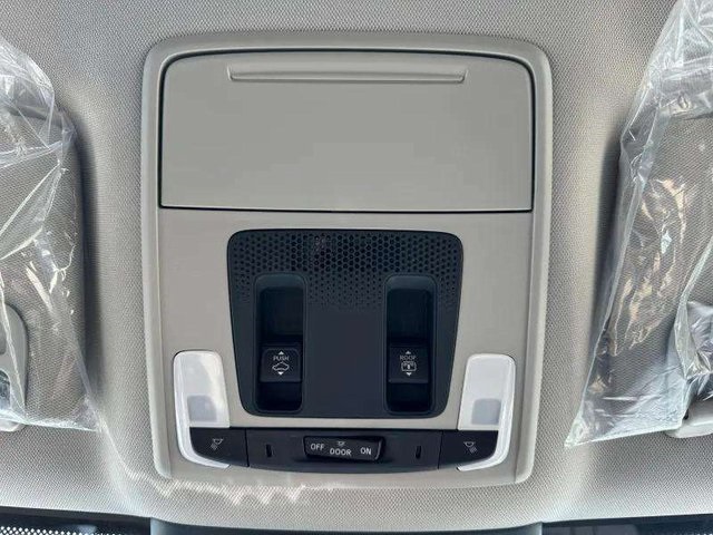 2025 Honda Pilot Elite photo 26
