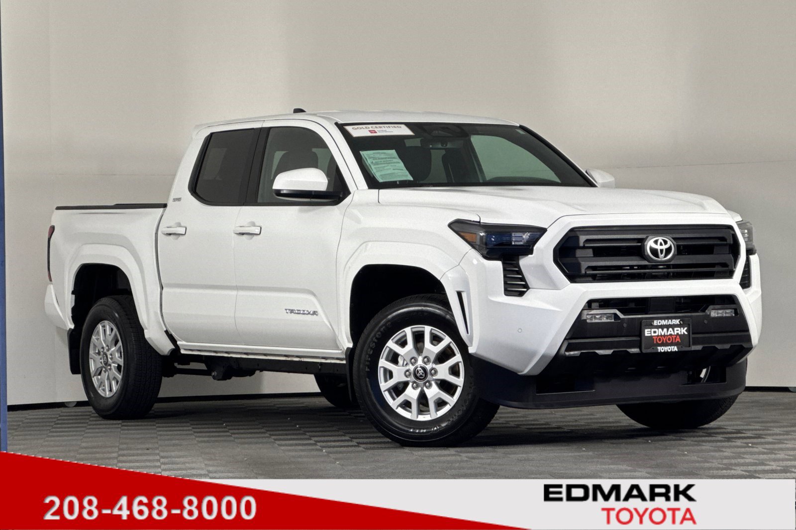 2025 Toyota Tacoma SR5's photo