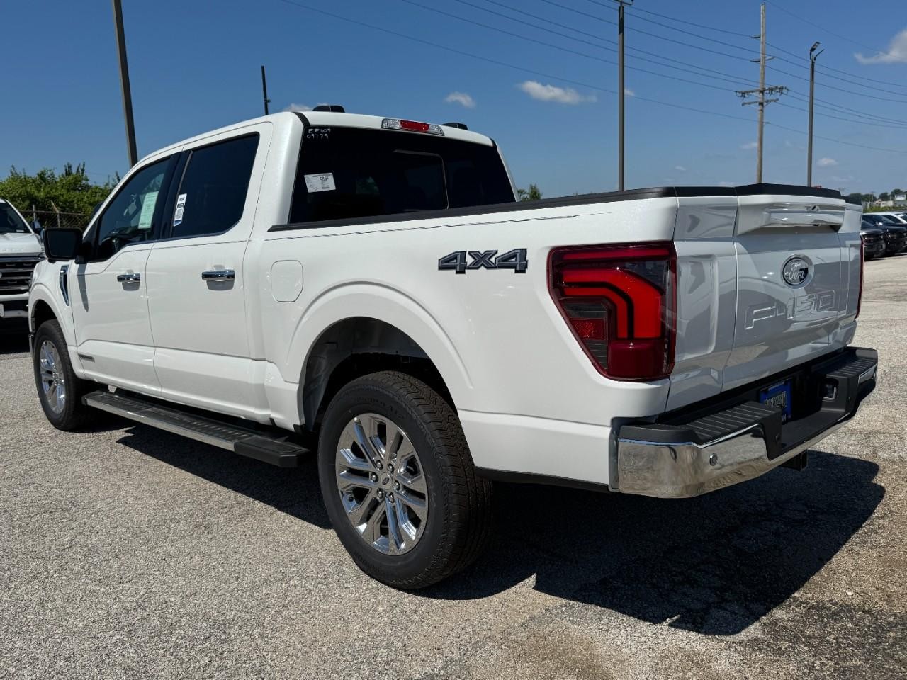 2025 Ford F-150 Lariat photo 4