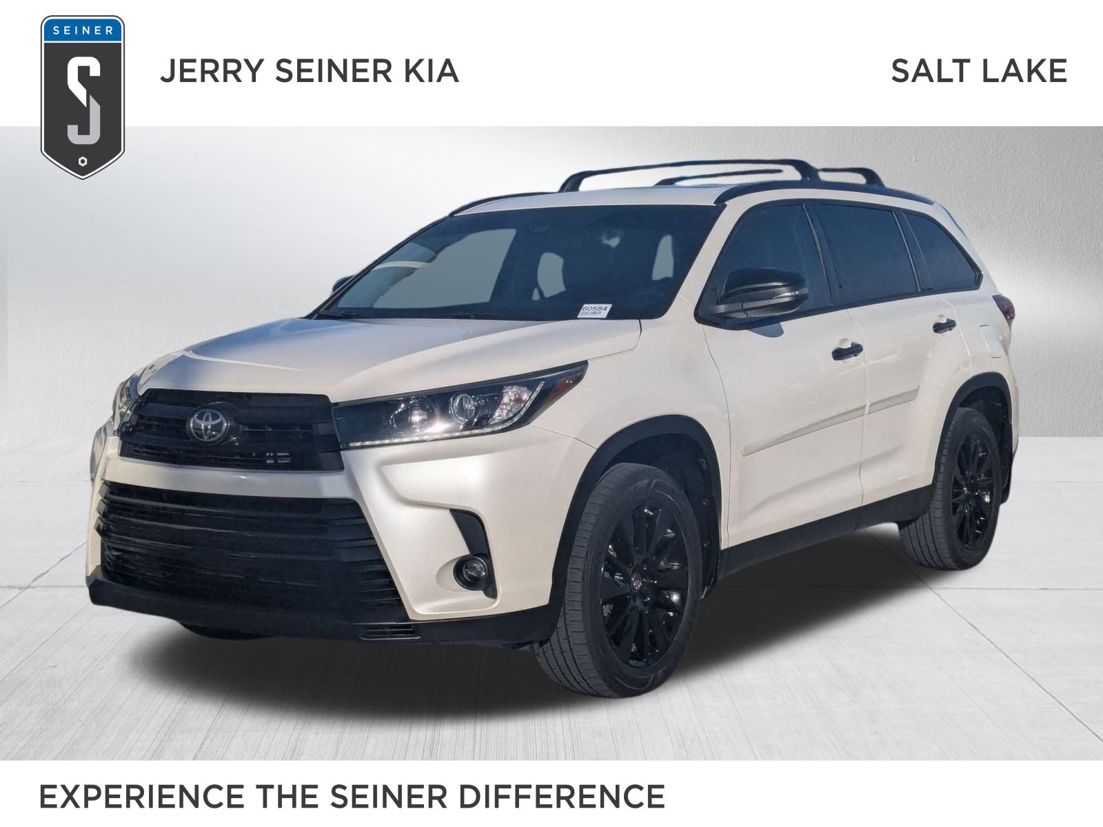 2019 Toyota Highlander SE's photo