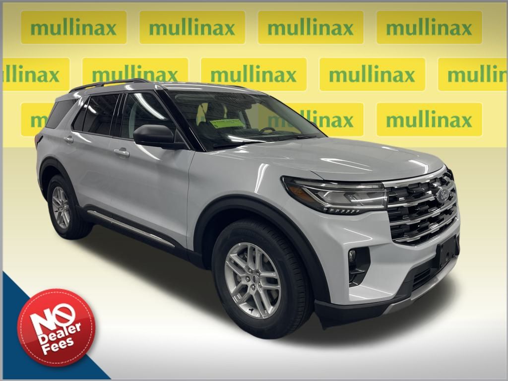 2025 Ford Explorer Active's photo