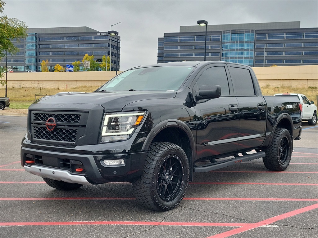 2024 Nissan Titan PRO-4X