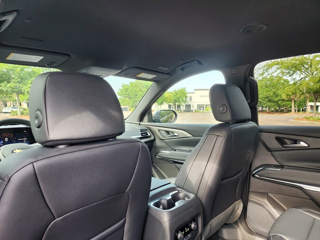 2025 Chevrolet Traverse photo 19