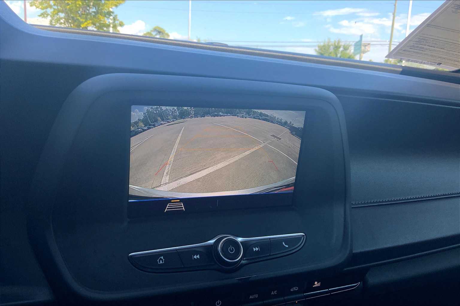 2019 Chevrolet Camaro 1LT photo 21