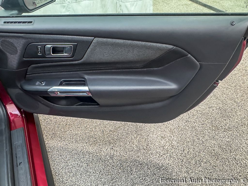 2025 FORD MUSTANG - Image 22