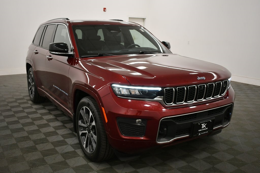 2023 Jeep Grand Cherokee Overland 4xe photo 9